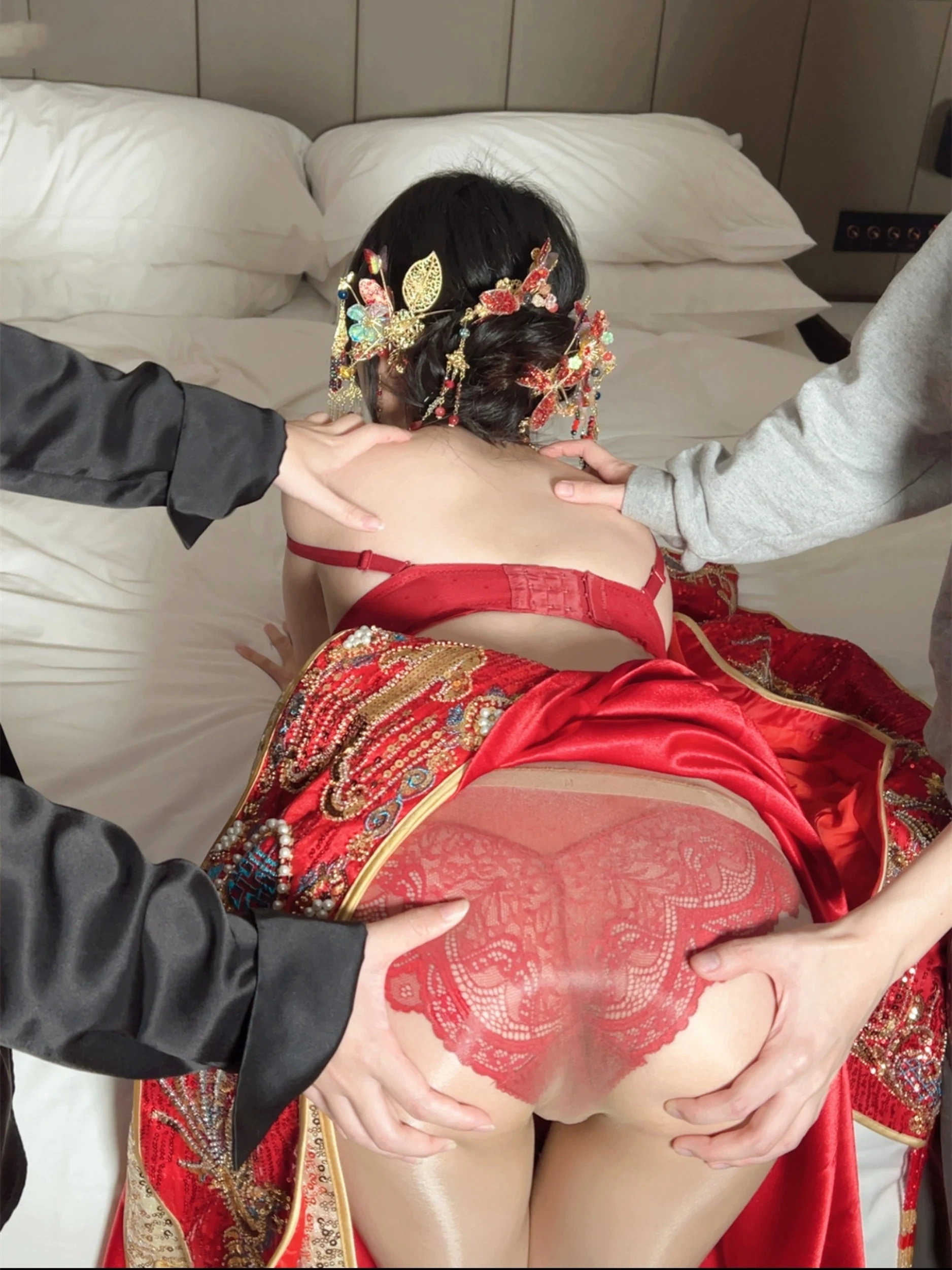 dou-niang-lee-shi-tuanan-bride-4khd.com-053.webp
