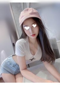 丹丹 168 47 Dup 21y 氣質美女校花 瘦瘦高高美美的,擁有一隻大長腿  五官秀麗、長髮飄