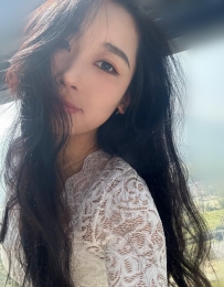臺中外送茶 #試車價 佳佳 165cm 50 D 33歲  氣質優雅姊姊 她的舉止優雅高貴