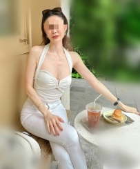娜姐 165cm 49kg C+ 40歲  #熟女讓人按奈不住衝動   #想和她來場魚水之歡 溫柔
