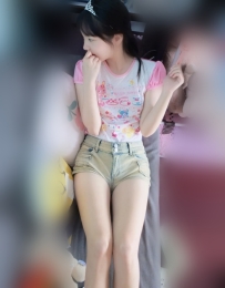 豆豆 157cm B+奶 19歲  #清純甜美 能給你暖心的小驚喜