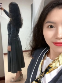 慧文 165cm 48kg  C奶  40歲  很主動的姐姐喔  最愛LG跟火車 便當 床上姿勢多變 口技