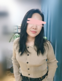 老阿姨也很可愛哦  職業：花店老闆娘 多多 161.D.56.34y