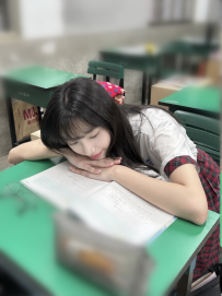 妹妹資訊 彩豆 156cm/42kg/C奶/18歲  #可愛甜美高中妹,小隻瘦瘦還有C杯😍 水汪汪大眼+