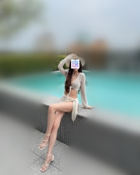 彩虹 170cm.48kg.Ecup.26歲  長相氣質 不只顏值高 身材條件更是驚人 「豐滿E奶」的先