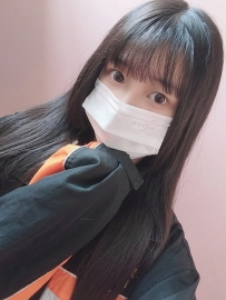 漫麗 158.C.21.45kg 百變外貌正妹，是一位擁有百變外表的正妹， #她既可以是清純的鄰
