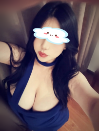 潔兒 164cm.G奶.62kg.23歲 微胖純欲天花板微胖可愛女生 沒有骨感的身材，微胖才是極品