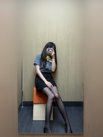 詩芸 163cm.47kg.C奶.24歲  ☕️麥當勞店員短期兼職