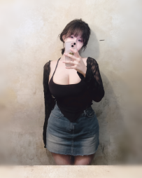 #天然爆乳顏值正妹 靜瑤 163m・ 50kg・ G奶 ・23歲 天然水滴奶氣質絶佳 前凸後翹  尺