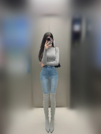 狐小妮  172/D/50/27歲 #DJ女郎 細腰筷子腿溫柔體貼人美聲甜 腿控必備高級氣質女友fu