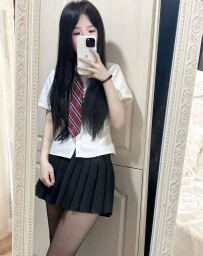星星 160/45/C/20歲  #身材嬌小纖細 性格乖巧軟萌  #三點粉嫩嫩 喜歡後入