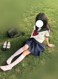 18歲在校學生妹想找一個溫柔對待的哥哥  小白花花  154cm.42kg.Bcup.18歲  小芝文靜乖