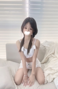 卡希 158.42.C.19歲  甜美系正妹 清純自然美  床上會變成小奶貓