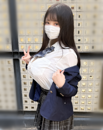 陳琳 162cm  52kg  H奶  26歲 #內裡火辣的頂級巨乳騷妹  平時看似害羞  但玩開後會主