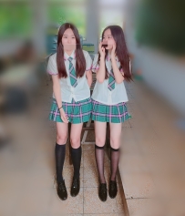 人生難得刺激一次  一輩子一定要來一次 3p 體驗雙重刺激  組合：vip失學少女3p 高檔中