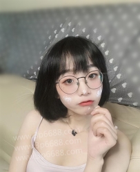 學生妹 玥玥 156cm/40kg/19/B奶  最近剛下海的學生妹妹