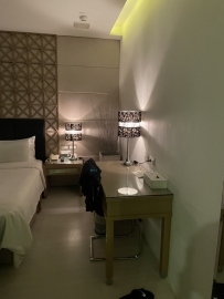 高雄市三民區香格里拉精品旅館