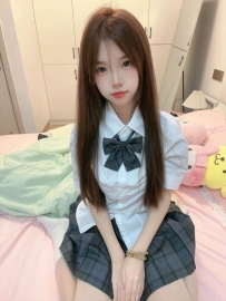 甜夢  158/44/C+/21歲  甜心小蘿莉 羞澀小淫貓看似單純可愛