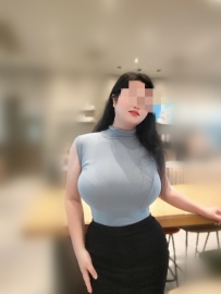 煙花 168cm F+罩杯 28歲   #妖艶騷貨 火辣極品爆乳 粉嫩雪白的大奶搖擺晃動
