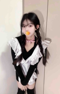 小雙 158 cm 44kg D奶 19歲 有女友fu 適合玩火車便當  下面很緊 敏感  水超多 嬌嫩小